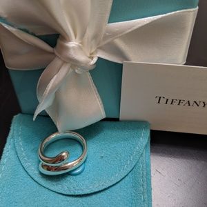 Authentic Tiffany & Co Elongated Teardrop Ring